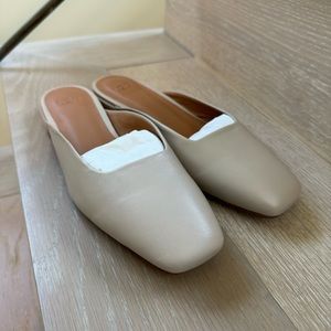 Loq Carmen Mules - Brand New - Size 39